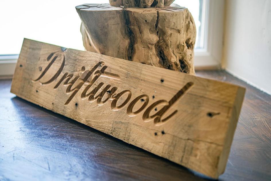 Driftwood Inn Saint Saviour Exterior photo